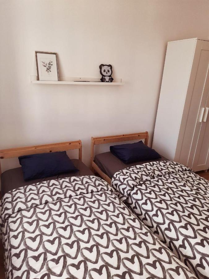 Sleep And Go Apartment - Free Parking Катовіце Екстер'єр фото